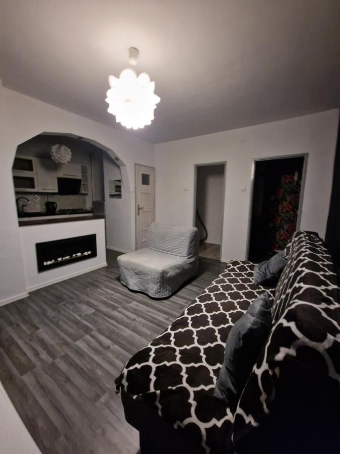 Apatrament Jagielonska Lägenhet Legnica Exteriör bild